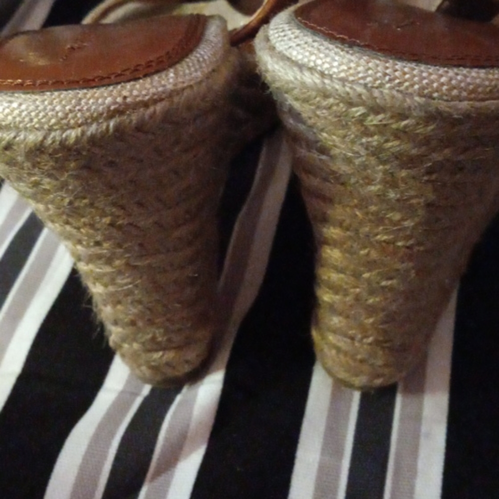 Shoes - Picture 9 of 9